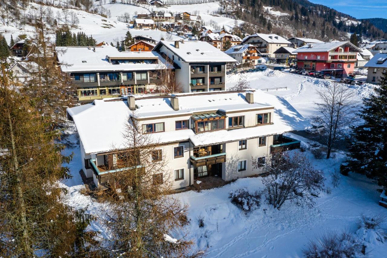 Ortners Mauerwirt - Leistbarer Luxus Apartment Bad Kleinkirchheim Exterior photo