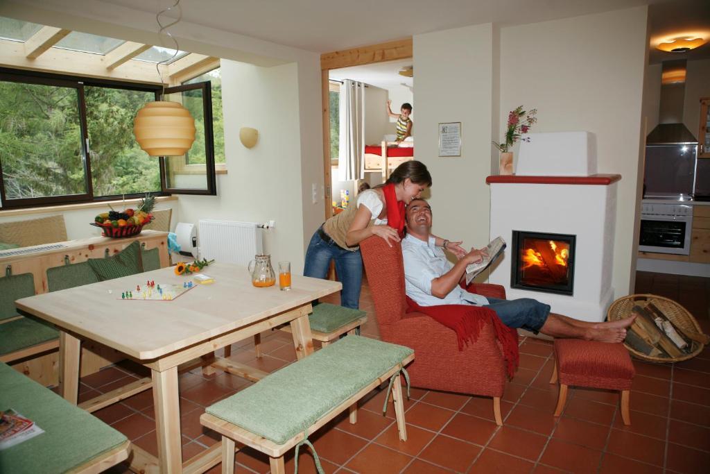 Ortners Mauerwirt - Leistbarer Luxus Apartment Bad Kleinkirchheim Exterior photo